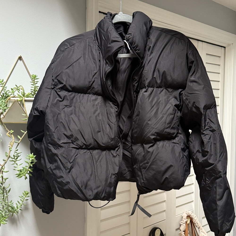 Fabletics Cropped Black Puffer Jacket - image 3